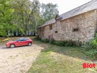 Longère et corps de ferme 9 pièces