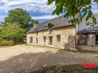 Longère et corps de ferme 9 pièces Longère et corps de ferme 9 pièces