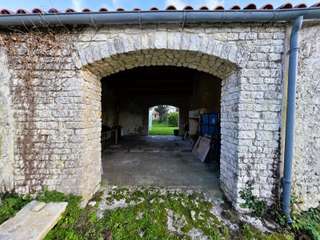 Longère et corps de ferme 22 pièces