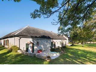 Longère et corps de ferme 15 pièces