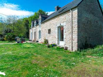 Longère et corps de ferme 6 pièces Scaër 29
