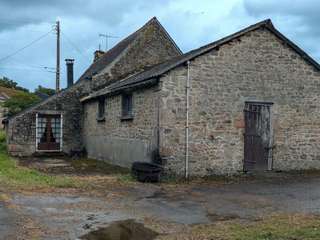 Longère et corps de ferme 5 pièces