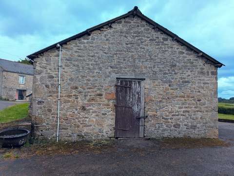 Longère et corps de ferme 5 pièces
