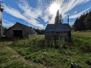 Longère et corps de ferme 12 pièces