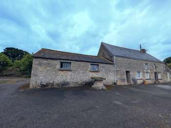 Maison 5 pièces 115 m² · à Séglien · 115 m² · 89 250 €