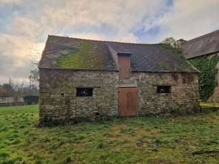 Longère et corps de ferme 2 pièces