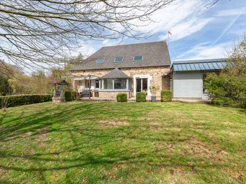 Longère et corps de ferme 6 pièces