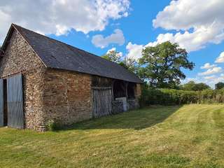 Longère et corps de ferme 3 pièces