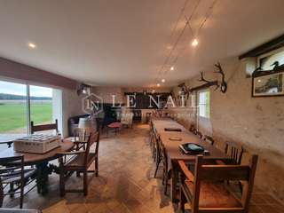 Longère et corps de ferme 15 pièces