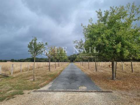 Longère et corps de ferme 15 pièces