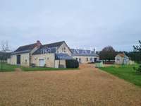 Longère et corps de ferme 15 pièces