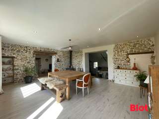 Longère et corps de ferme 6 pièces