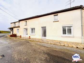 Vente Longère et corps de ferme 3 chambresVallet