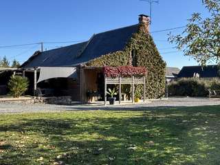 Longère et corps de ferme 8 pièces