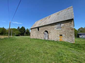 Longère et corps de ferme 2 pièces
