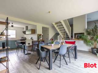 Vente maison 8 pièces