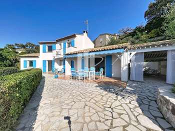 Vente maison 5 pièces Agay 83