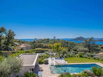 Vente maison 7 pièces Agay 83