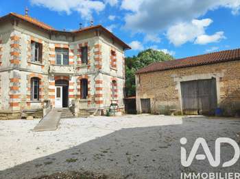 Vente maison 5 pièces Agris 16