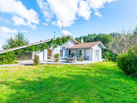 Vente maison 8 pièces Ahetze 64