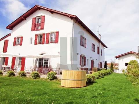 Vente maison 12 pièces Ahetze 64