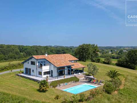 Vente maison 8 pièces Ahetze 64