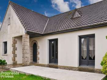 Maison 7 pièces 102 m² · à Ahuillé · 102 m² · 202 781 €