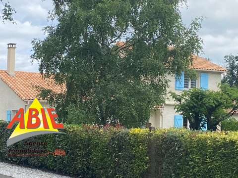 Vente maison 5 pièces Aiffres 79