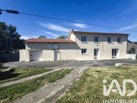 Vente maison 5 pièces Aiffres 79