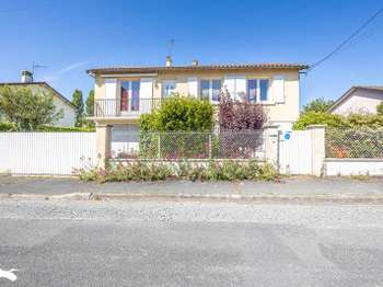 Vente maison 5 pièces Aiffres 79