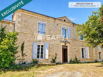 Maison 8 pièces 157 m² · à Aiffres · 157 m² · 143 000 €