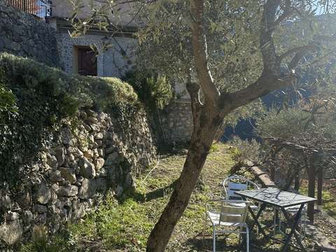 Vente maison 4 pièces Aiglun 06