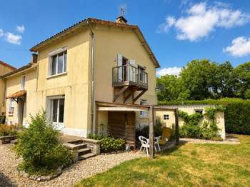 Vente maison 5 pièces Aigre 16