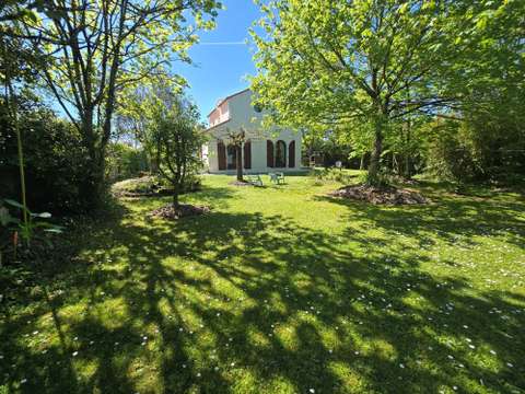 Vente maison 8 pièces Aigrefeuille-sur-Maine 44