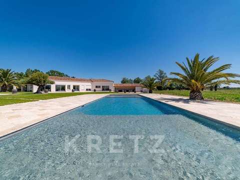 Vente maison 10 pièces Aigues-Mortes 30