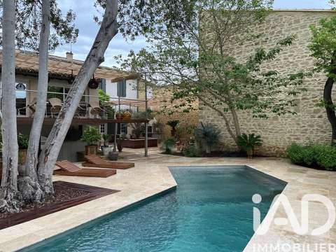 Vente maison 8 pièces Aigues-Vives 30
