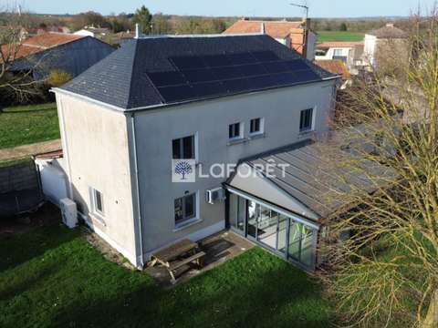 Vente maison 7 pièces Airvault 79