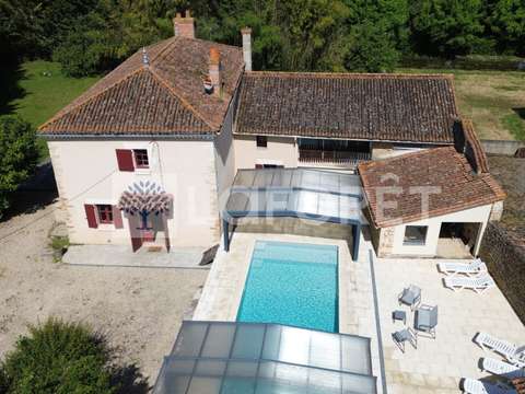 Vente maison 7 pièces Airvault 79