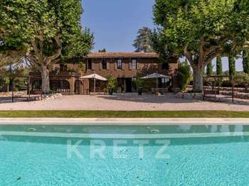 Maison 21 pièces 611 m² · à Aix-en-Provence · 611 m² · 4 595 000 €