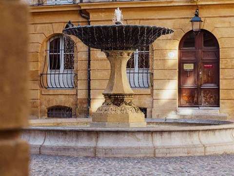 Vente maison 8 pièces Aix-en-Provence 13