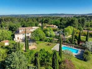 Vente Maison 7 chambresAix-en-Provence