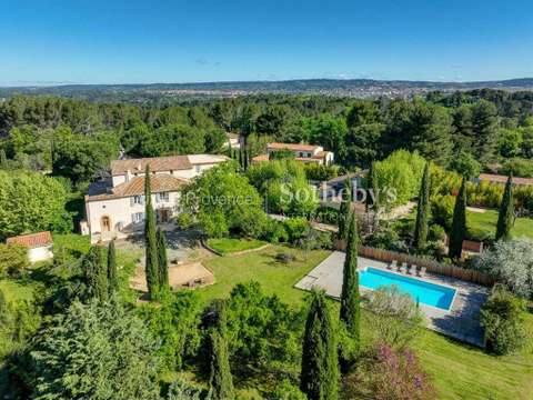 Vente maison 11 pièces Aix-en-Provence 13