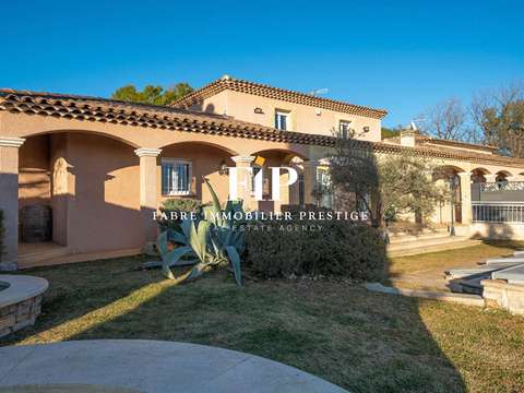 Vente maison 14 pièces Aix-en-Provence 13