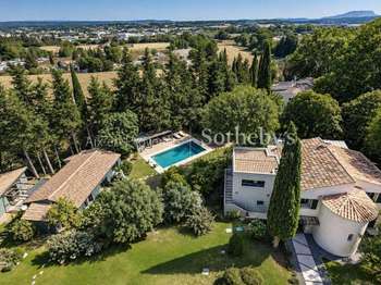 Vente Maison 6 chambresAix-en-Provence