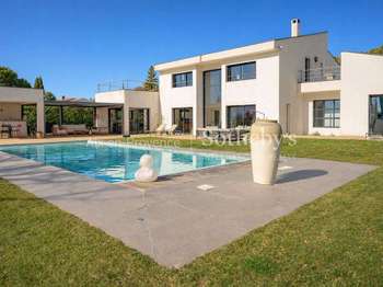 Vente maison 10 pièces Aix-en-Provence 13