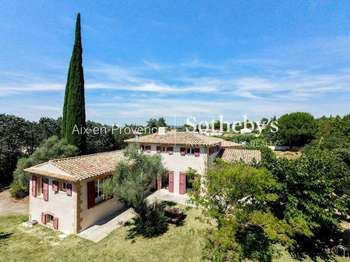 Vente Maison 5 chambresAix-en-Provence