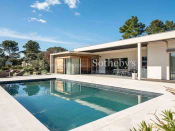 Vente Maison 5 piècesAix-en-Provence