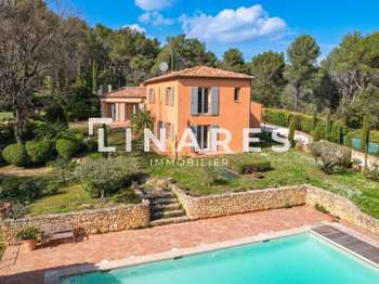 Maison 6 pièces 237 m² · à Aix-en-Provence · 237 m² · 2 190 000 €