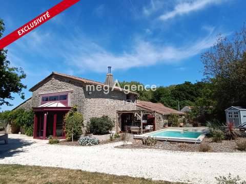 Vente maison 7 pièces Aizenay 85