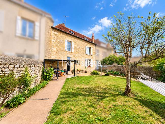Maison 8 pièces 148 m² · à Alençon · 148 m² · 273 000 €